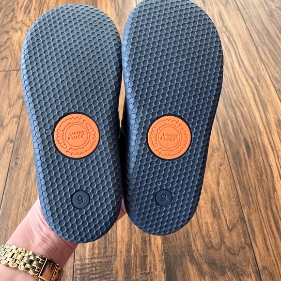 NWOT Livie and Luca Amica T-Strap Mary Janes Navy - Picture 6 of 7